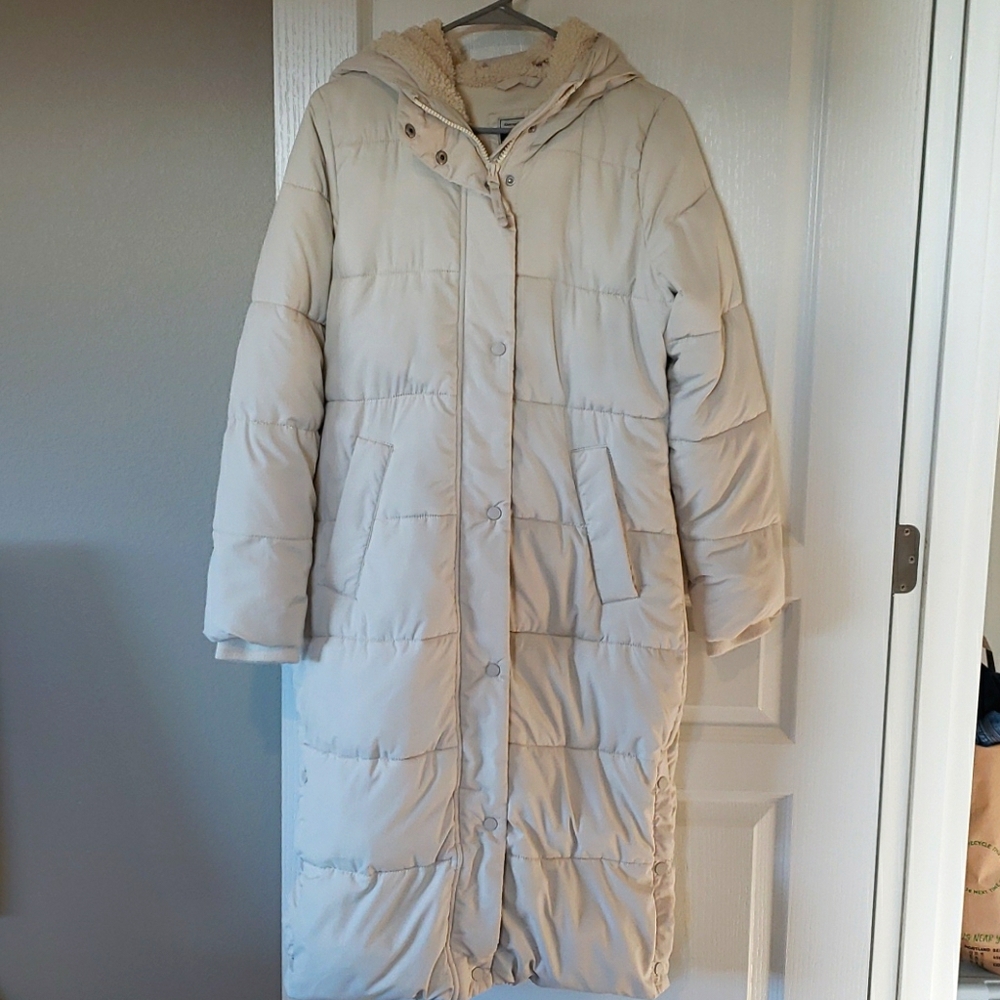 **SOLD** Abercrombie and Fitch Ultra Long Puffer